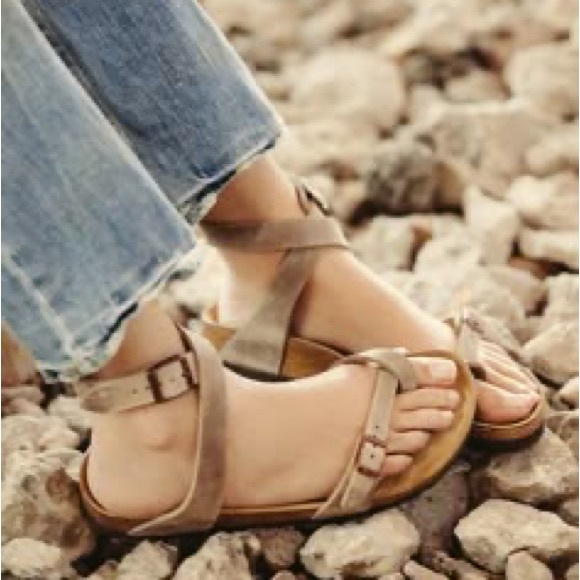 Birkenstock | Women's Tan Yara Ankle Wrap Leather Strappy Sandals Euro 41 US 10 - Picture 15 of 16